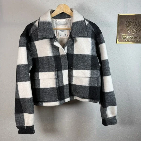 Abercrombie & Fitch Womens Black White Buffalo Check Cropped Plaid Jacket Medium - Picture 2 of 9